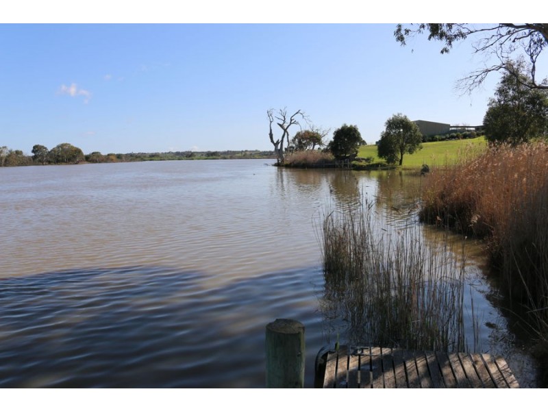 16 Queen Louisa Drive, Murray Bridge SA 5253