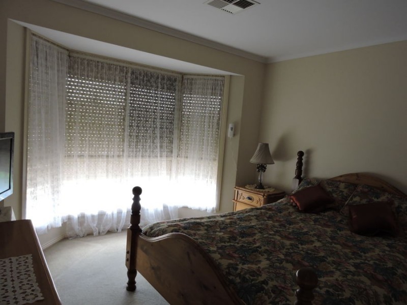 25 Loddon, Murray Bridge East SA 5253