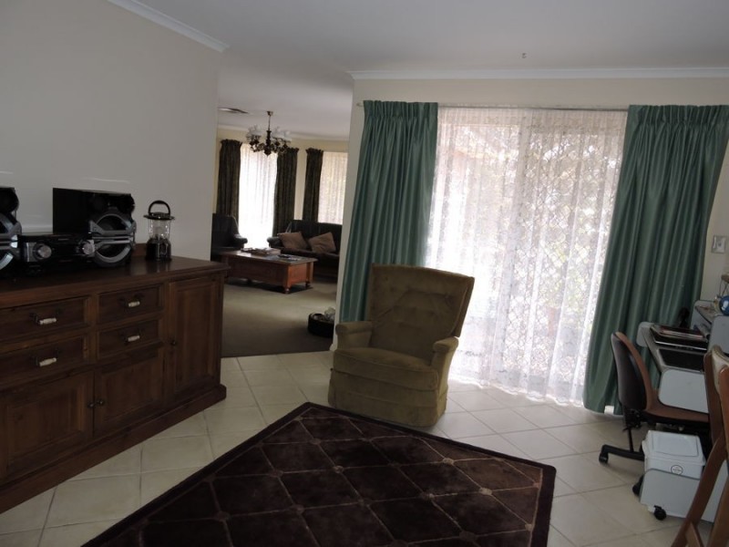 25 Loddon, Murray Bridge East SA 5253