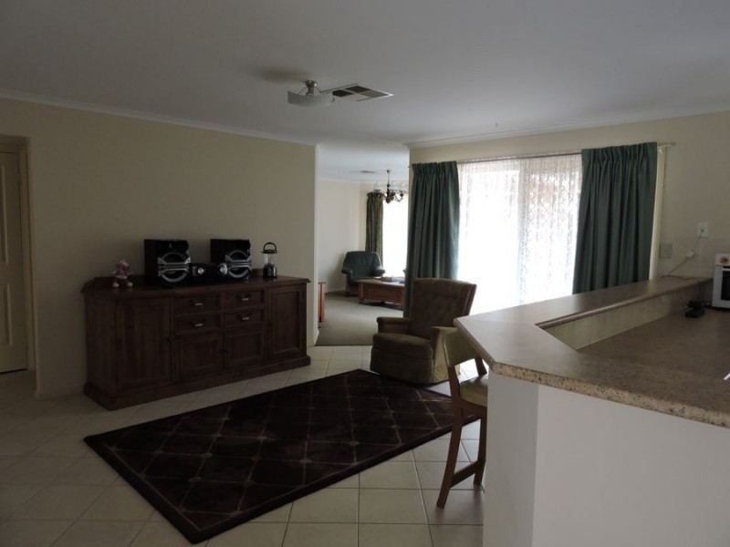 25 Loddon, Murray Bridge East SA 5253