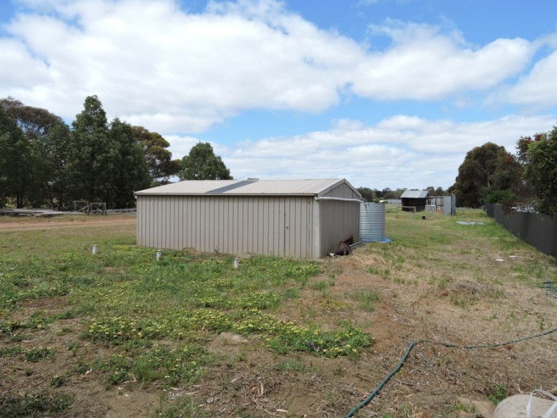 25 Loddon, Murray Bridge East SA 5253
