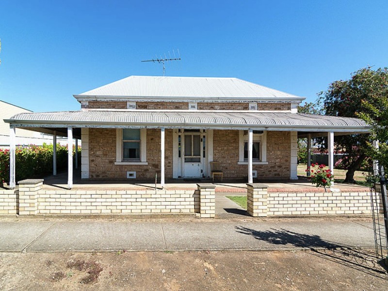 6 Chapel Street, Strathalbyn SA 5255
