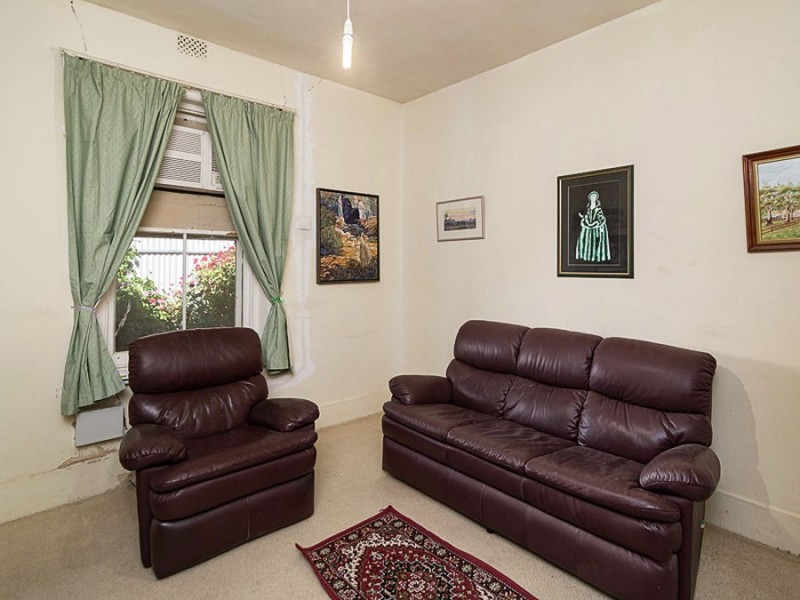 6 Chapel Street, Strathalbyn SA 5255