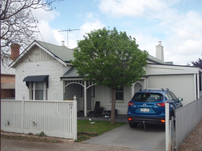 20 Mchenry Street, Murray Bridge SA 5253
