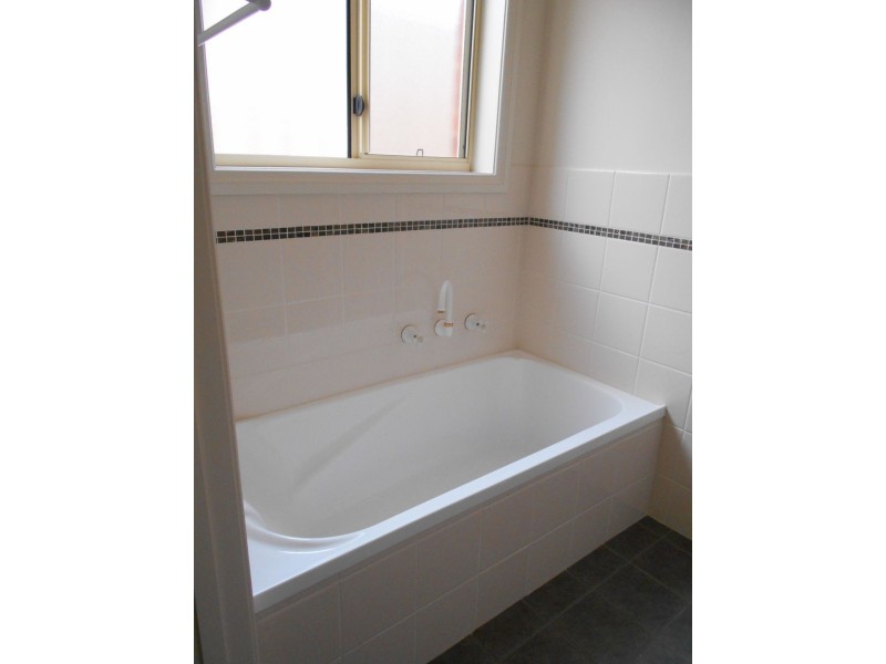 5 Willowbark Crescent, Murray Bridge SA 5253