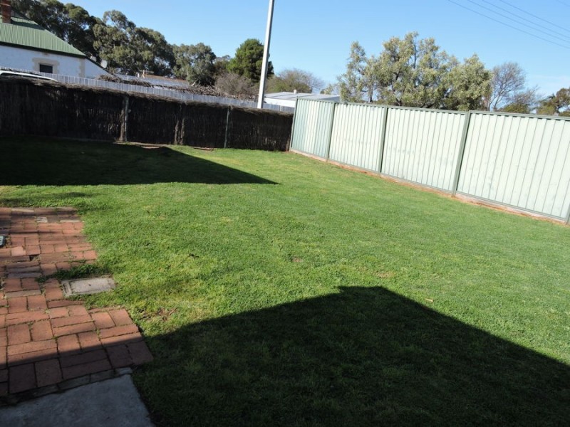 25 Slade Street, Murray Bridge SA 5253