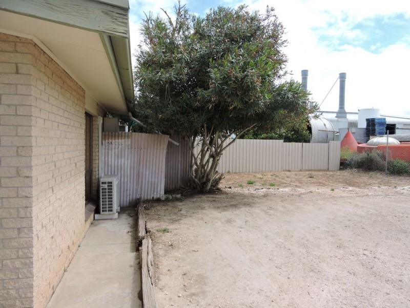 187 Adelaide, Murray Bridge SA 5253