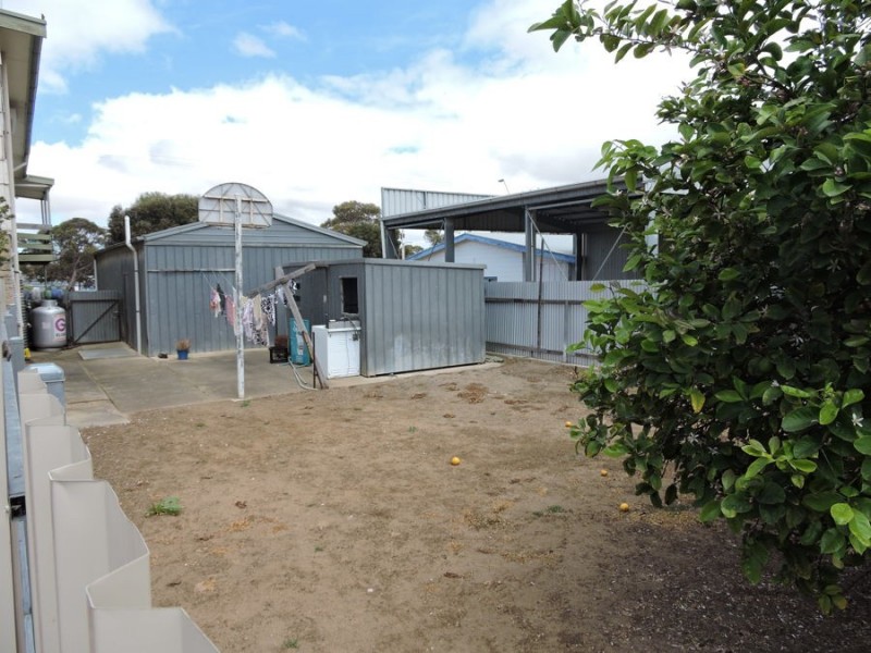 187 Adelaide, Murray Bridge SA 5253