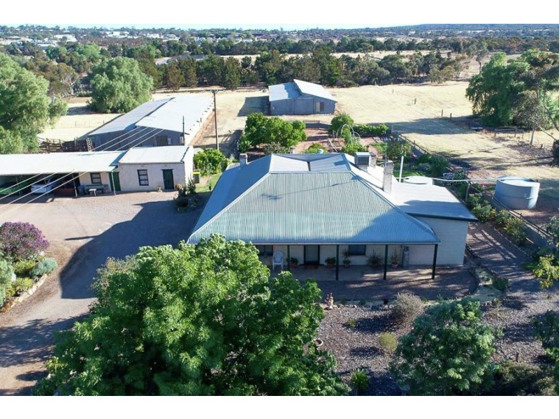 84 Rocky Gully Road, Murray Bridge SA 5253