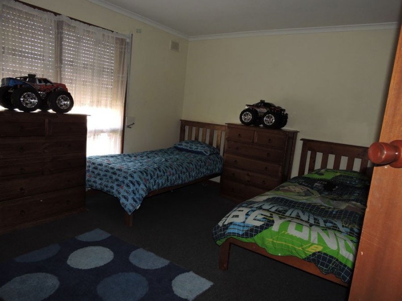 2 Garden, Murray Bridge SA 5253