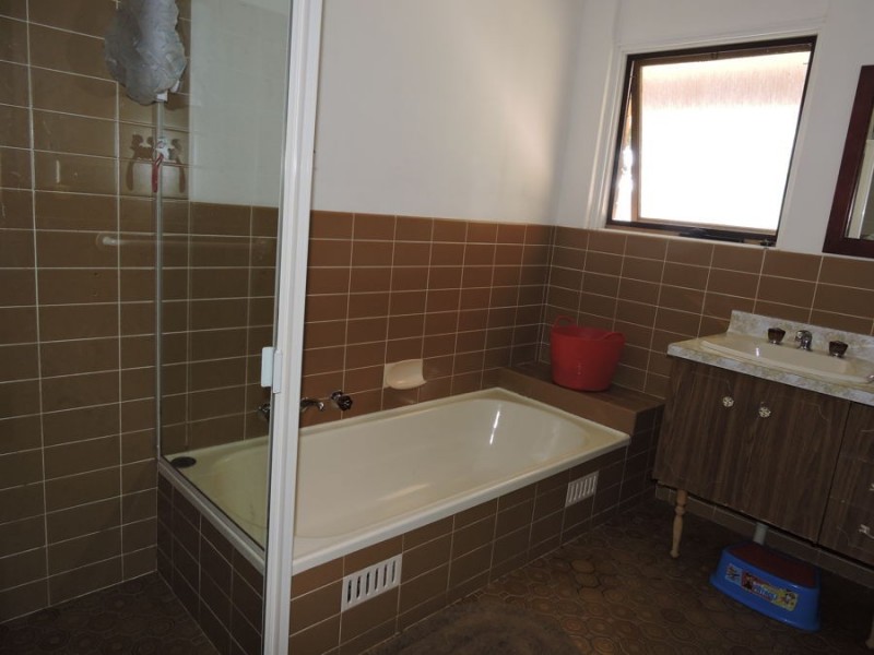 2 Garden, Murray Bridge SA 5253