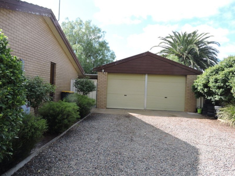 2 Garden, Murray Bridge SA 5253