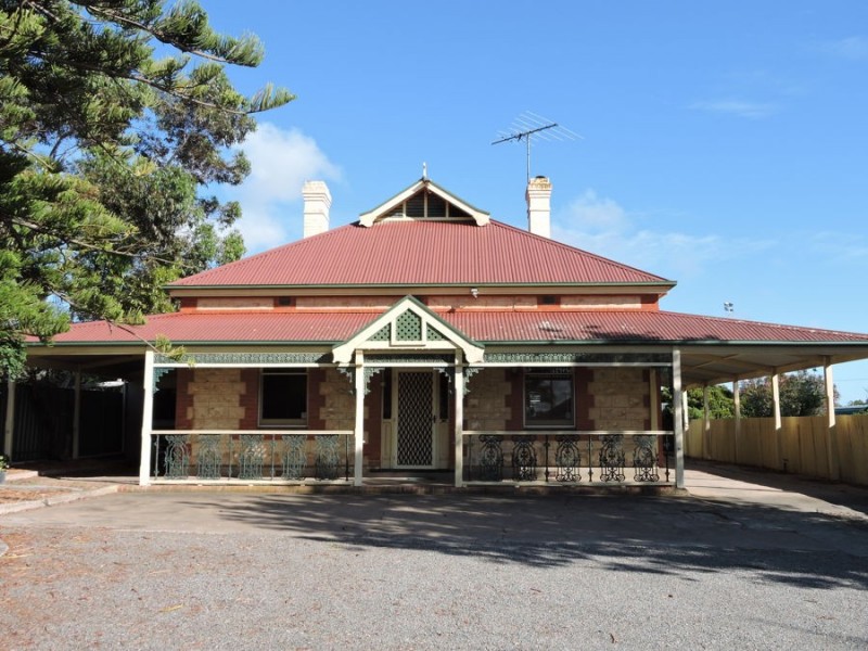 87 Adelaide, Murray Bridge SA 5253