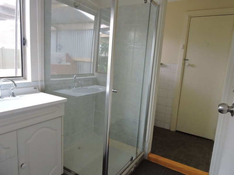 87 Adelaide, Murray Bridge SA 5253
