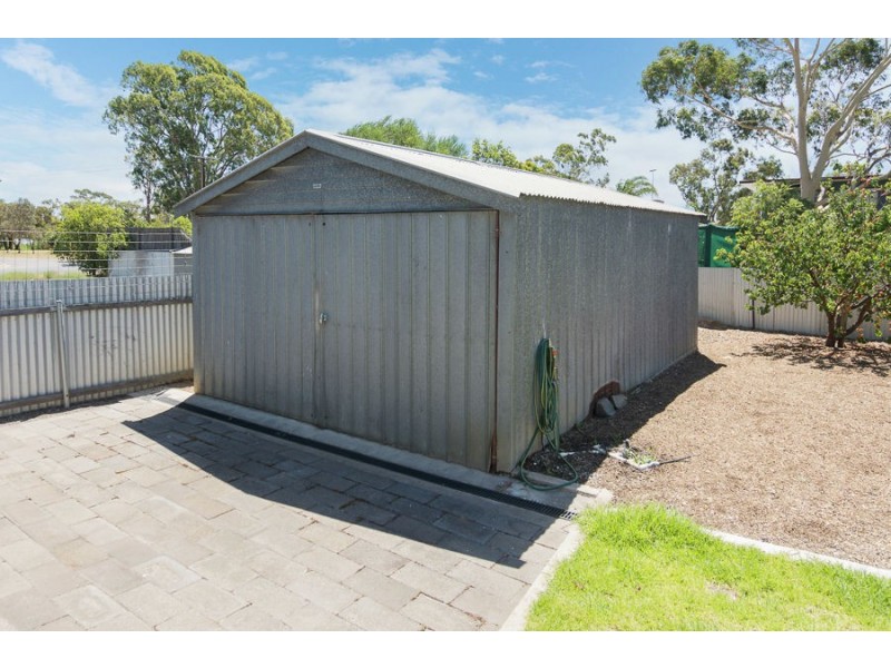 4 Torrens Road, Murray Bridge SA 5253