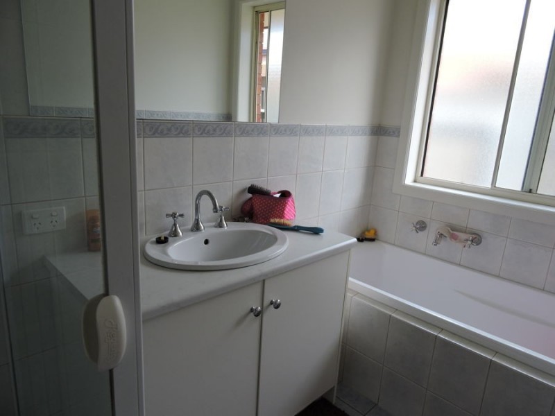 3 Thespian, Murray Bridge SA 5253