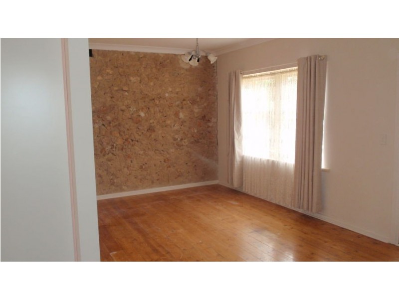 7 Montgomery Avenue, Murray Bridge SA 5253