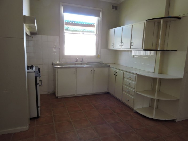 4 Galway, Murray Bridge SA 5253