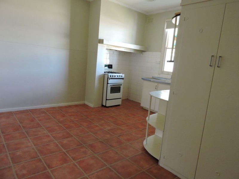 4 Galway, Murray Bridge SA 5253