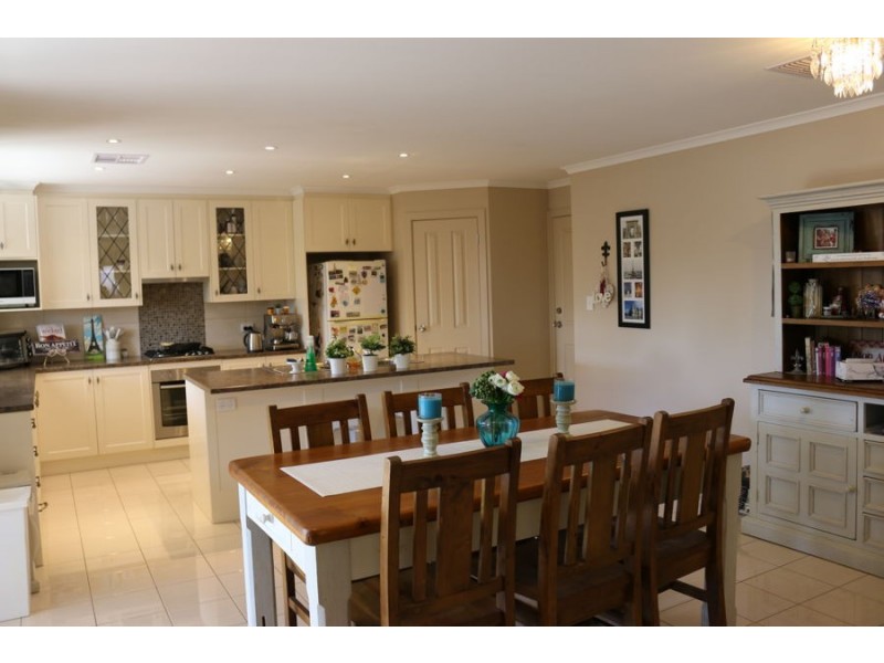 8 King Court, Murray Bridge SA 5253