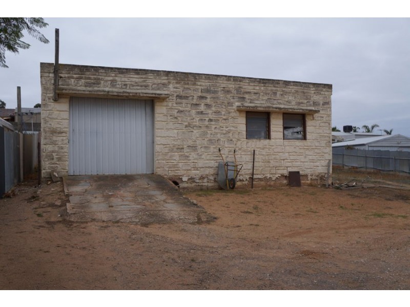 14 Old Princes Highway, Murray Bridge SA 5253