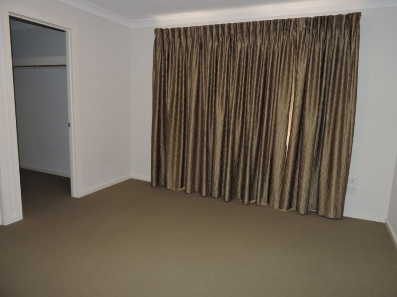 2A Galway, Murray Bridge SA 5253