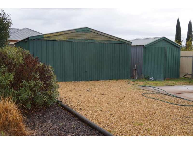 241 Adelaide Road, Murray Bridge SA 5253