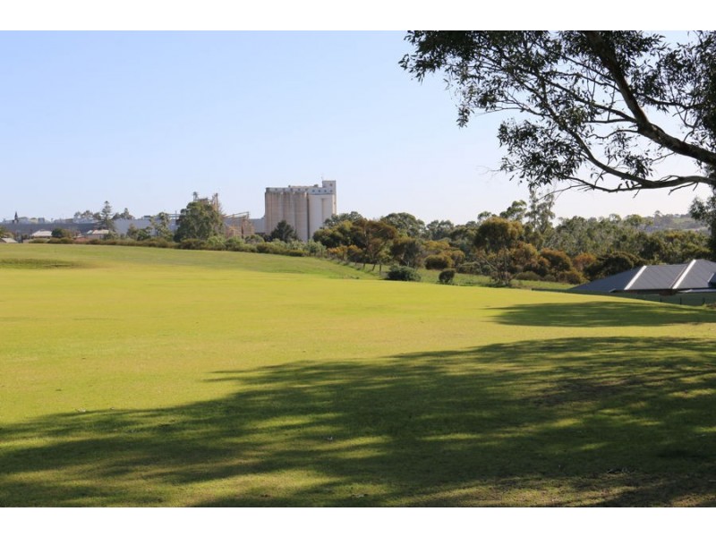 2B Cooke  Street, Murray Bridge SA 5253