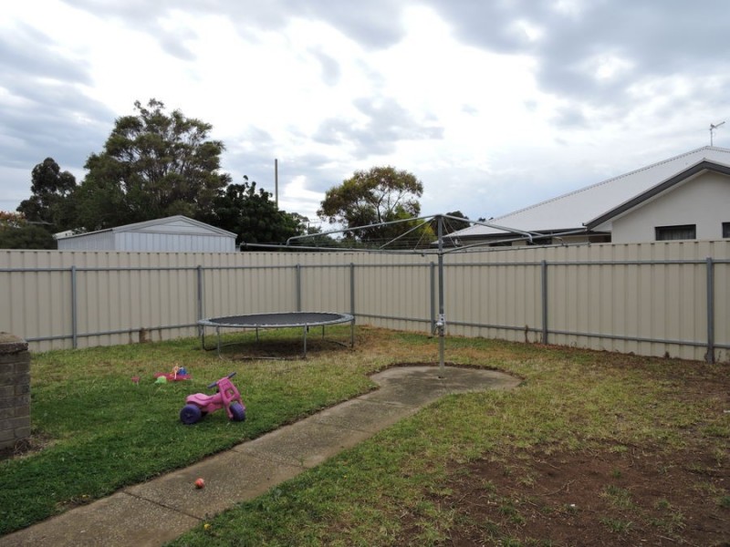 2 Galway, Murray Bridge SA 5253