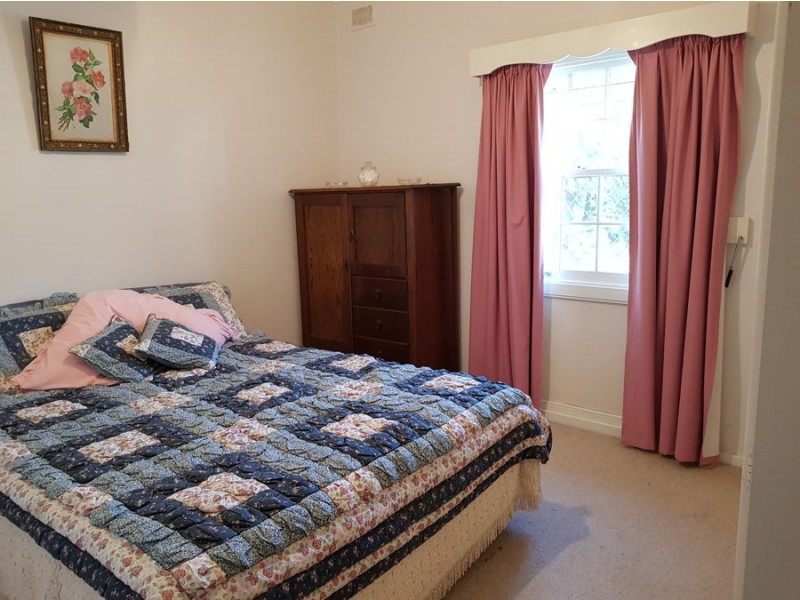 16 Leslie Street, Murray Bridge SA 5253