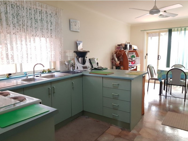 2 64 Verdun Road, Murray Bridge SA 5253