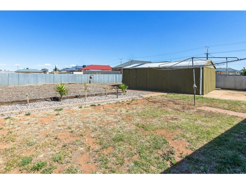 4 hennig street, Murray Bridge SA 5253