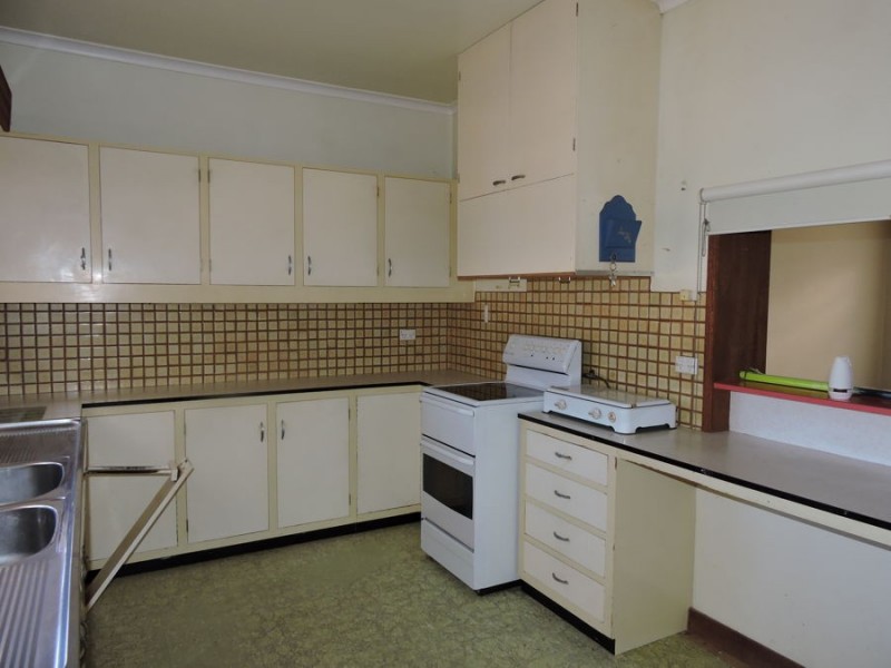 4 River Street, Murray Bridge SA 5253