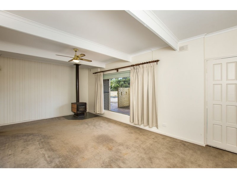 33 McQuarrie Street, Murray Bridge SA 5253