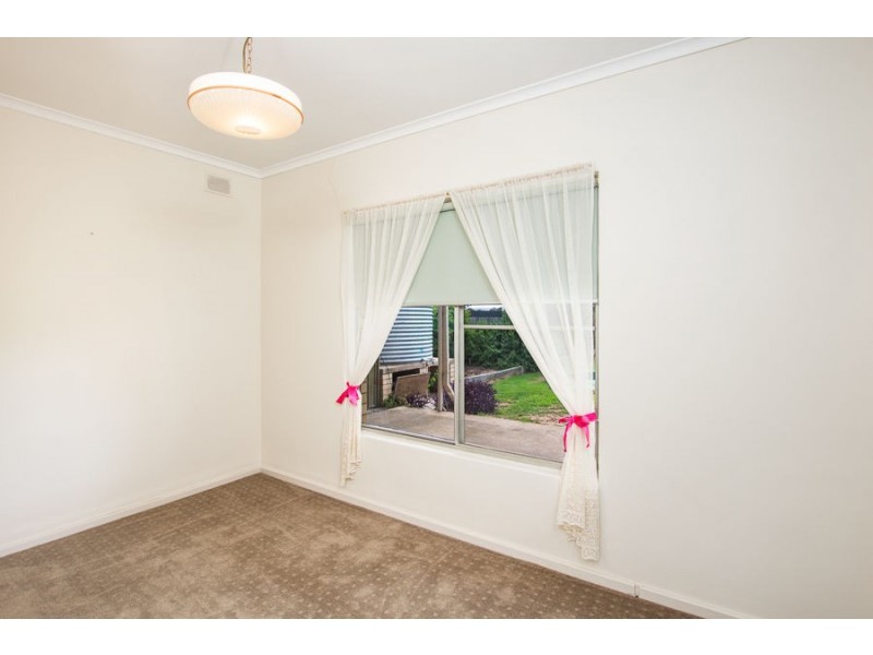 33 McQuarrie Street, Murray Bridge SA 5253