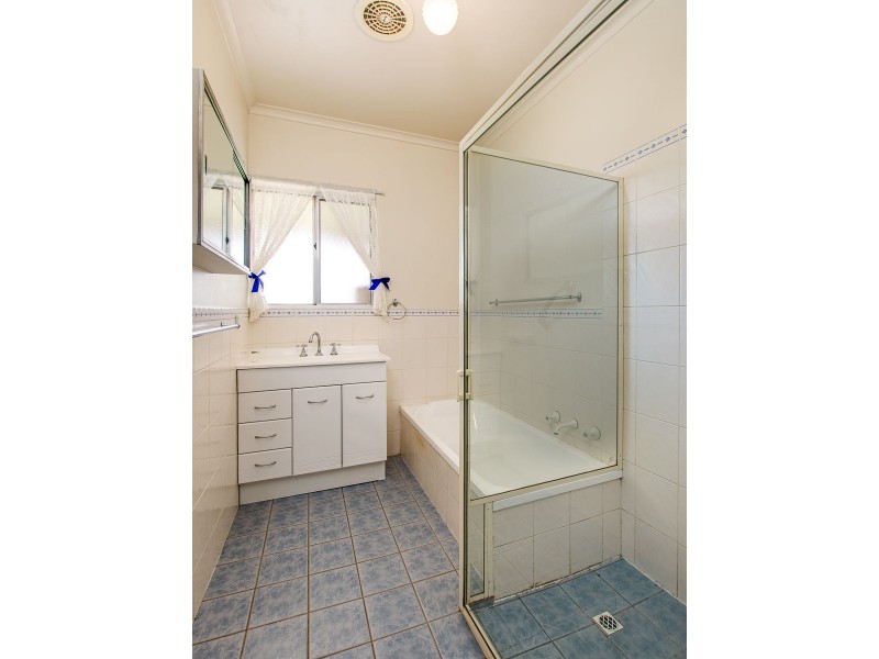 33 McQuarrie Street, Murray Bridge SA 5253