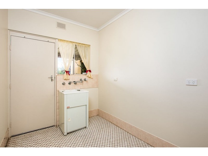 33 McQuarrie Street, Murray Bridge SA 5253