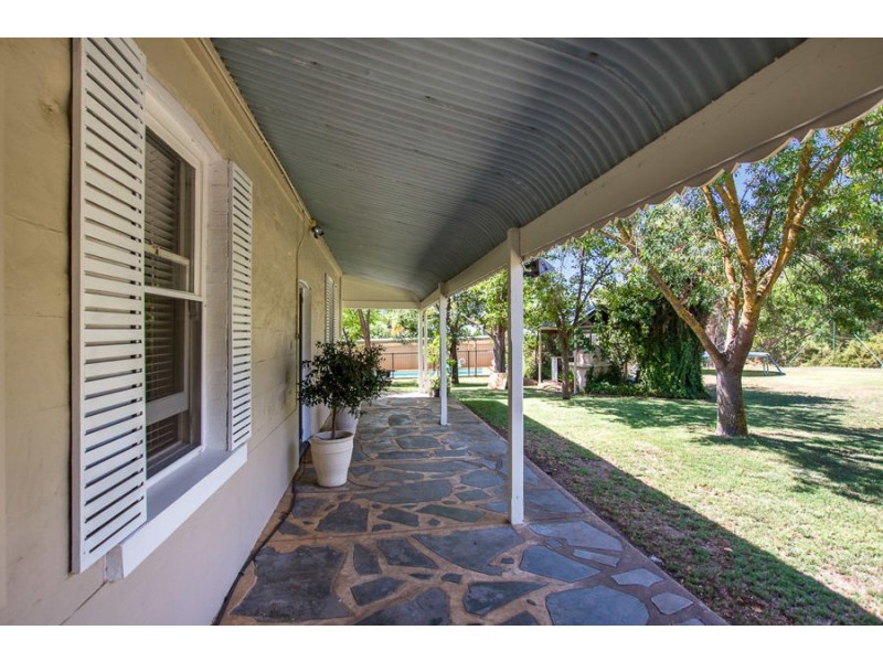 1 Cypress Terrace, Murray Bridge SA 5253