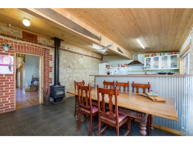 56 Long Island Road, Murray Bridge SA 5253