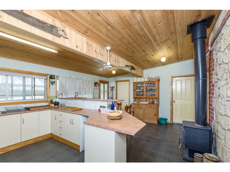 56 Long Island Road, Murray Bridge SA 5253