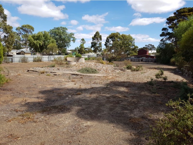 21-23 Albert Tce, Murray Bridge SA 5253
