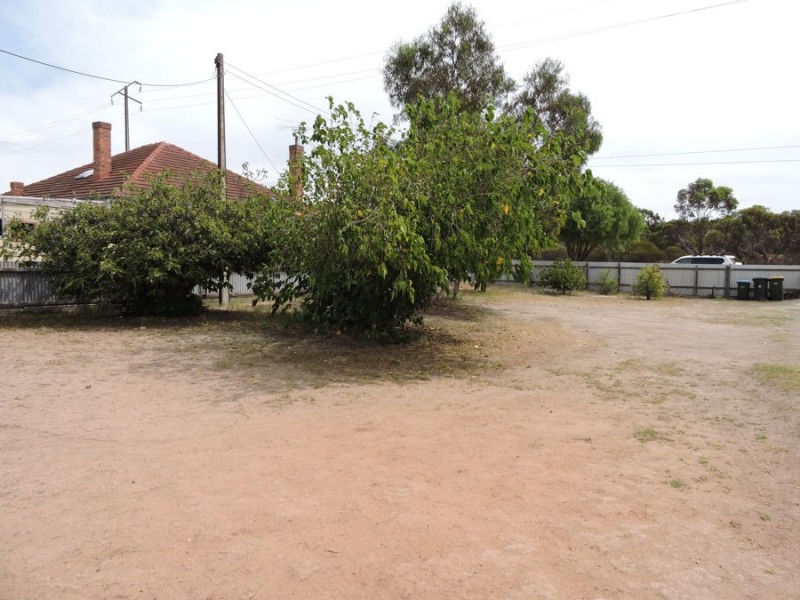 82 Eleanor, Murray Bridge SA 5253
