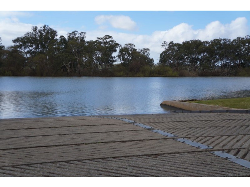26 Long Island Road, Murray Bridge SA 5253