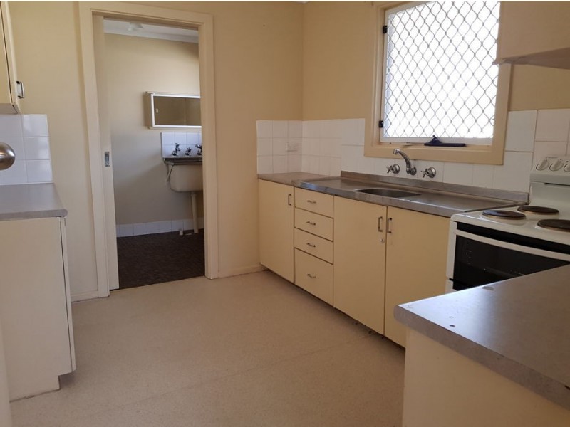2 Allen Street, Murray Bridge SA 5253
