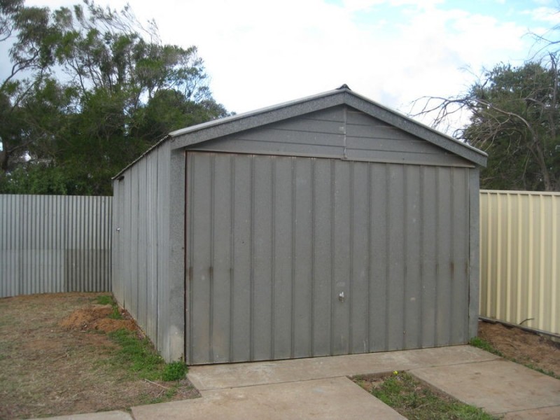 2 Allen Street, Murray Bridge SA 5253
