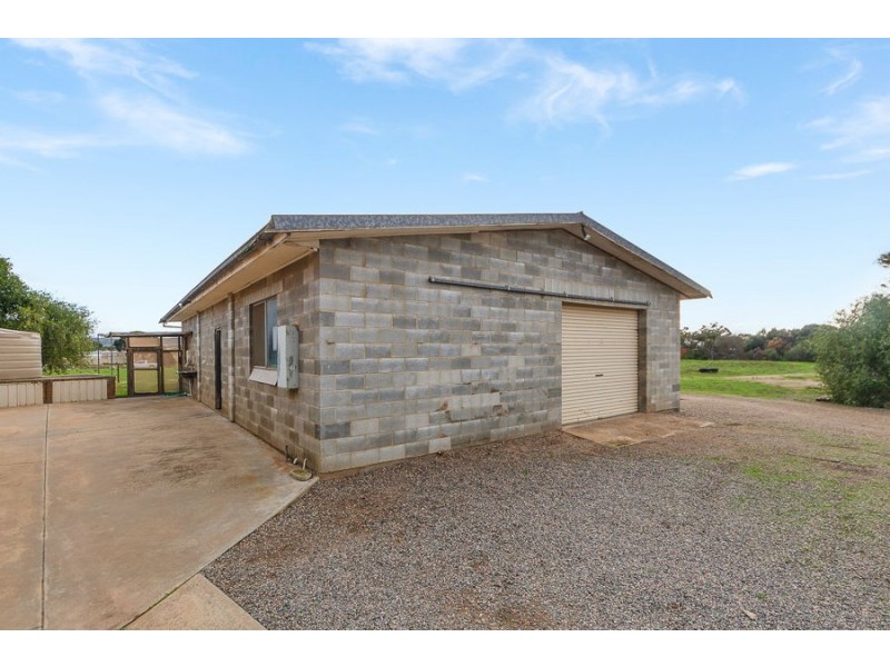 11 Commerce Road, Murray Bridge SA 5253