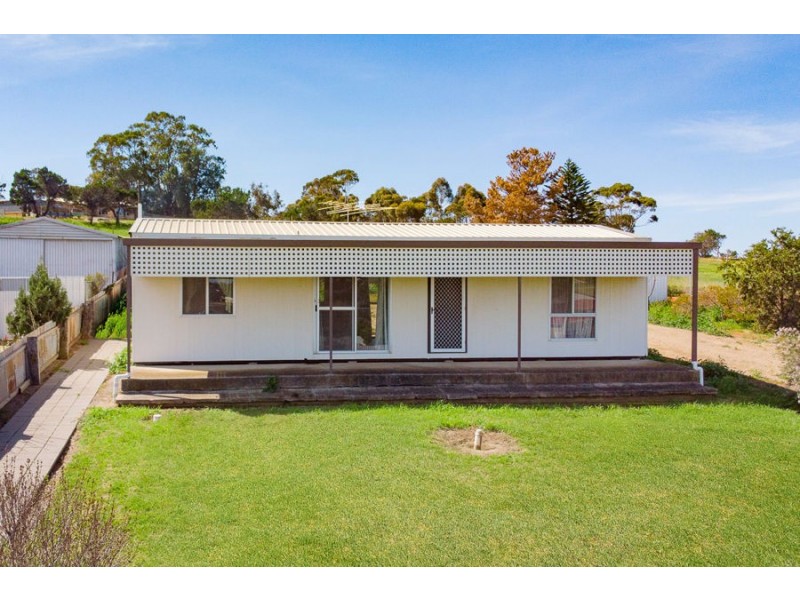 8 Moore Street, Murray Bridge SA 5253