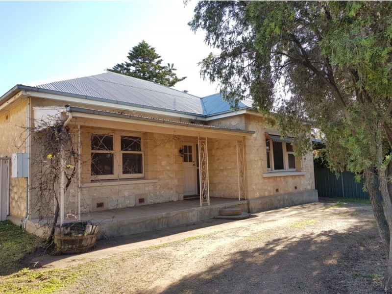 89 Adelaide Road, Murray Bridge SA 5253