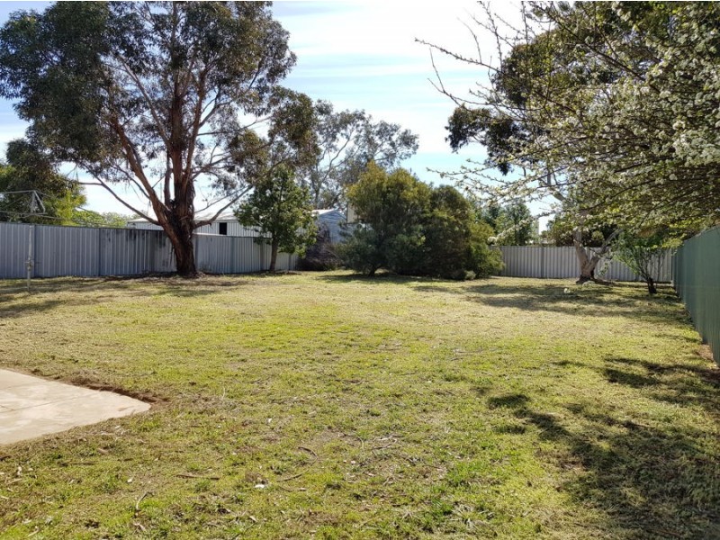 89 Adelaide Road, Murray Bridge SA 5253