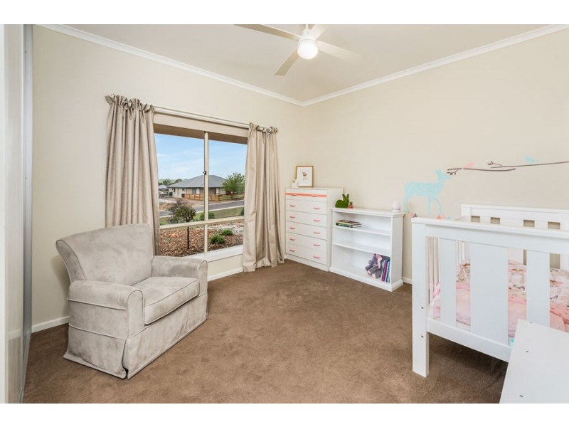 14 McLaren Close, Murray Bridge SA 5253